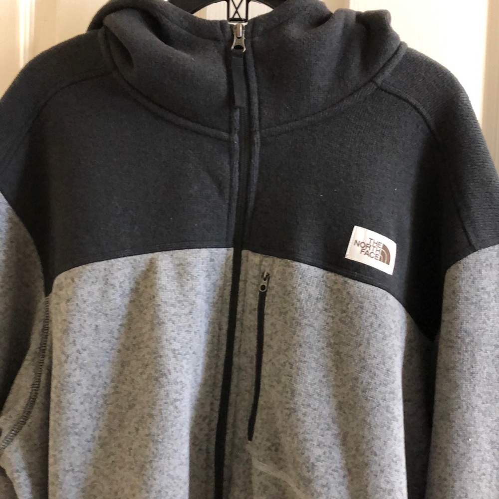 North face jacket - Picture 2 of 4